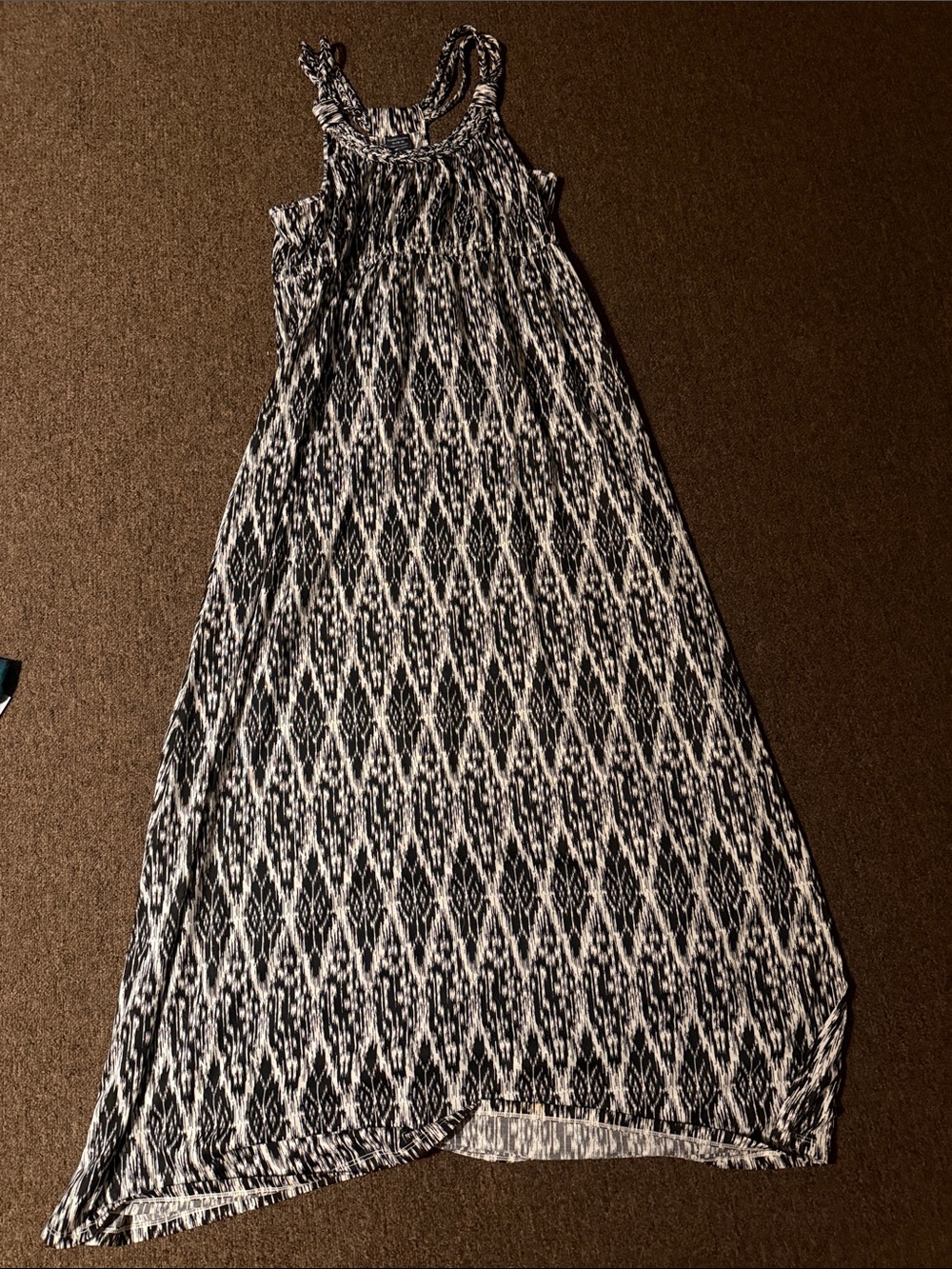 Faded Glory Black and White Geometric Maxi Dress